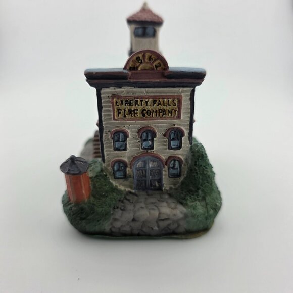 1992 Liberty Falls AH10 Fire Station The‎ American Collection Villages Miniature - Picture 1 of 7